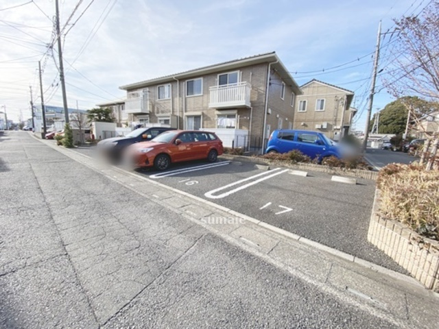 ロートガーデン　Eの駐車場|敷地内駐車場！