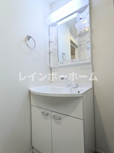 イルレガーロ北小岩の独立洗面台