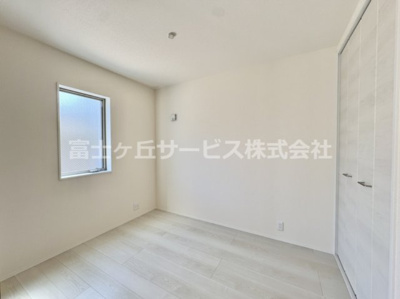 【洋室】 | 豊川市幸町 2期 新築一戸建て 3号棟 | きれいな洋室です