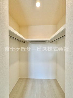 【収納】 | 豊川市幸町 2期 新築一戸建て 3号棟 | ウォークインクローゼットです
