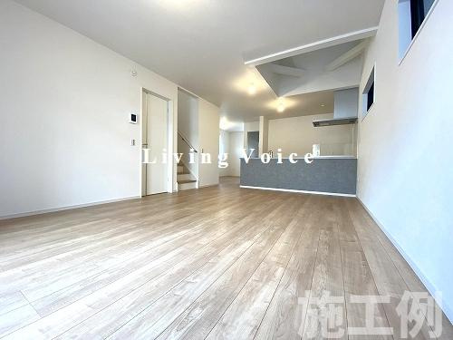 【居間・リビング】 | 【仲介手数料０円】藤沢市石川2期　新築一戸建て　全3棟 | 藤沢市石川2期　新築一戸建て　全3棟