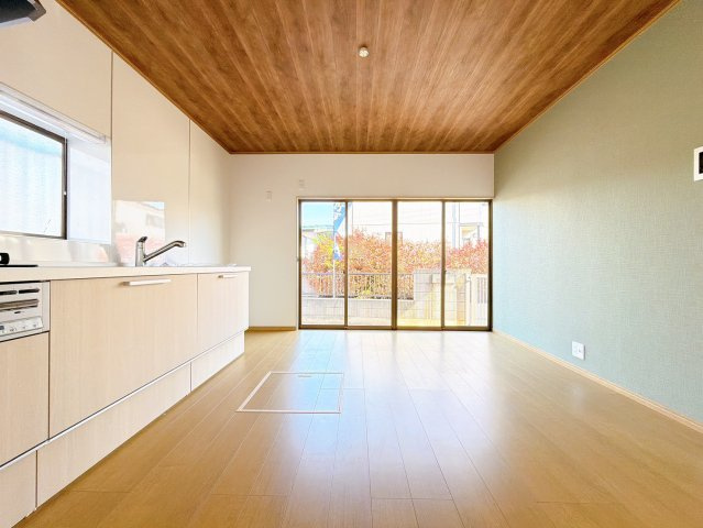 【居間・リビング】 | 前橋市駒形町　中古住宅