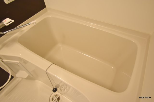 小西マンション　仲介手数料無料の浴室