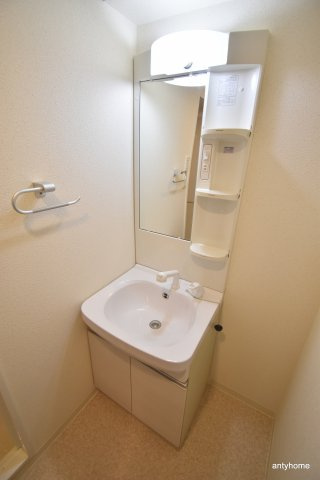 小西マンション　仲介手数料無料の洗面所