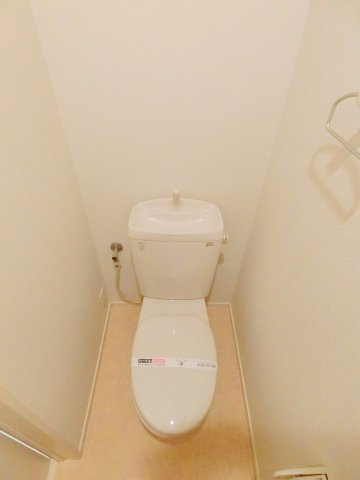 カサベラのトイレ|※別部屋参考写真です