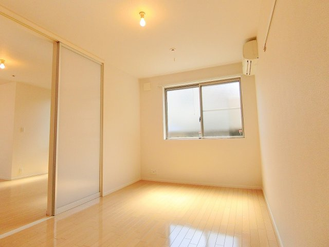 カサベラの寝室|※別部屋参考写真です