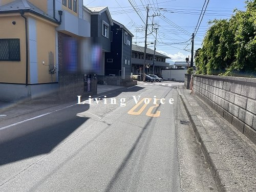 【仲介手数料０円】綾瀬市深谷中6丁目　中古一戸建ての前面道路含む現地写真|【仲介手数料０円】綾瀬市深谷中6丁目　中古一戸建て