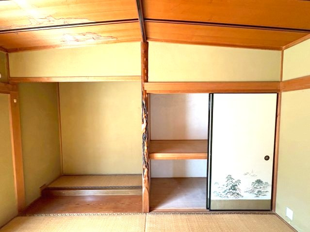 三日市町貸家の収納