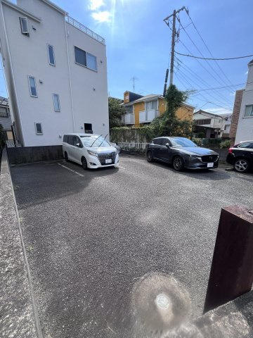 松井駐車場の外観