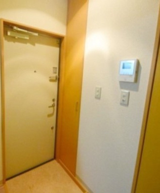 相模原市中央区矢部４丁目の賃貸マンションの玄関