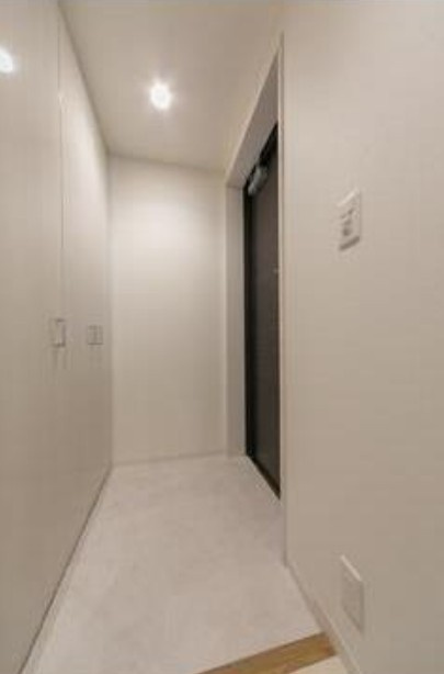 【玄関】