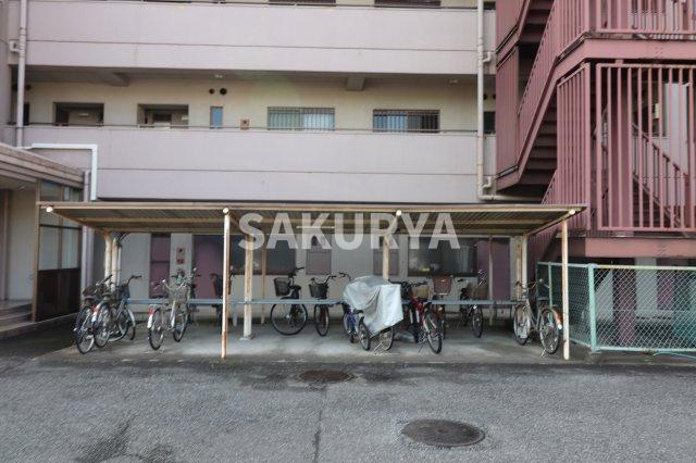 高雄ハイツのその他共用部分|駐輪場