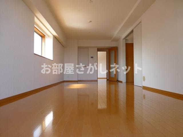 レジディア島津山【高級賃貸・ブランドマンション】の居間・リビング