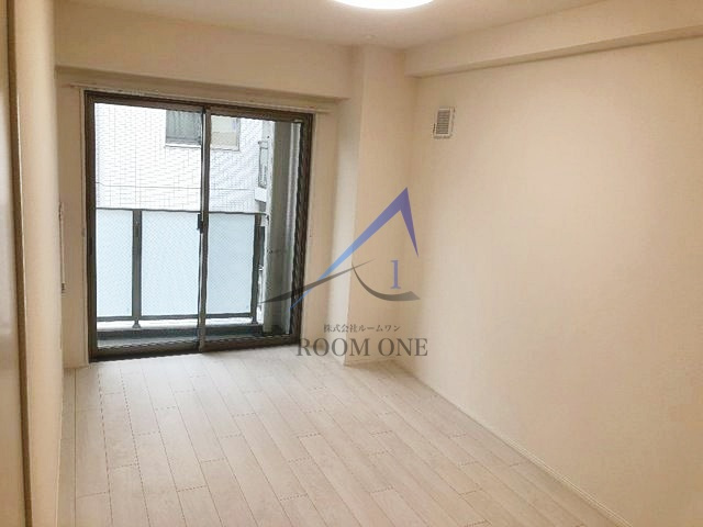 カーサグランデ日本橋小網町の居間・リビング|洋室のお部屋です。