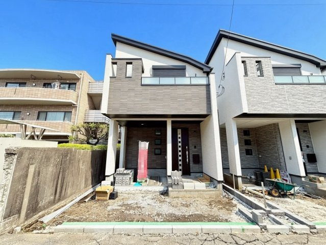 練馬区下石神井4丁目　新築戸建　残3棟の外観|A号棟
2026.04.13撮影

現地ご見学希望・資料請求などお気軽にお問い合わせ下さい！
03-5990-5201