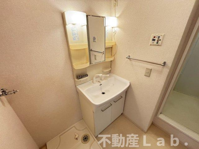 ラフィーネⅡの洗面所|※同一建物別号室のお写真です。
