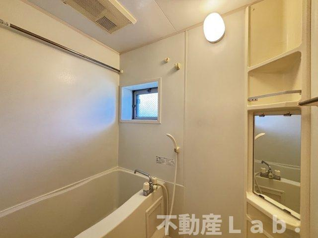 ラフィーネⅡの浴室|※同一建物別号室のお写真です。