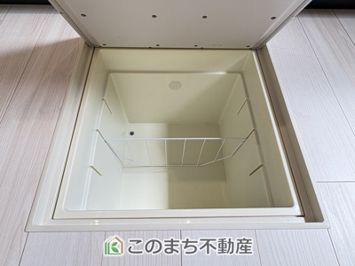 【収納】 | Livele Garden.S　第20栃木大平町西水代　1号棟 | お米屋や調味料の収納に◎あると便利な床下収納庫♪