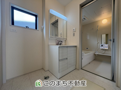 【洗面所】 | Livele Garden.S　第20栃木大平町西水代　1号棟 | 伸びるホースの洗面台☆お掃除や洗髪にとても便利です☆