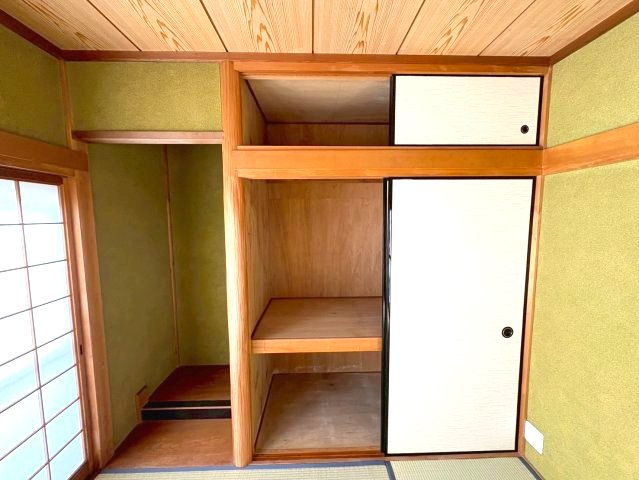 三日市町貸家の収納