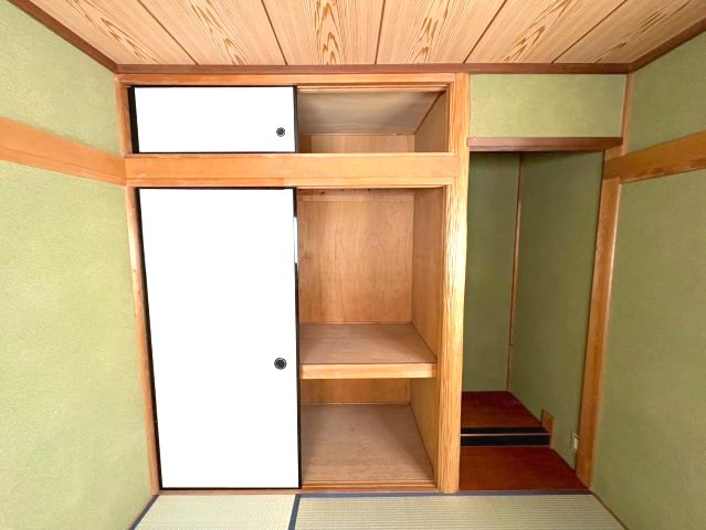 三日市町貸家の収納