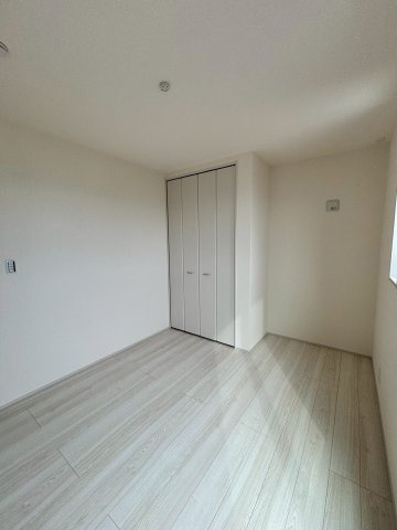 ●鈴鹿市若松北 第8 新築戸建の洋室