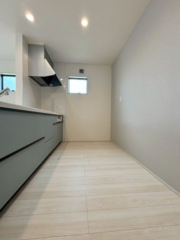 ●鈴鹿市若松北 第8 新築戸建のキッチン