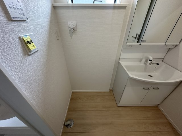 明石市大久保町谷八木新築戸建９号棟のランドリースペース