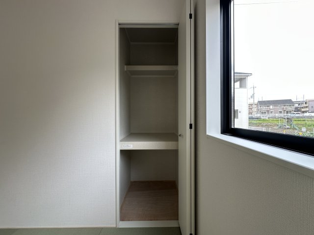 明石市大久保町谷八木新築戸建９号棟の収納