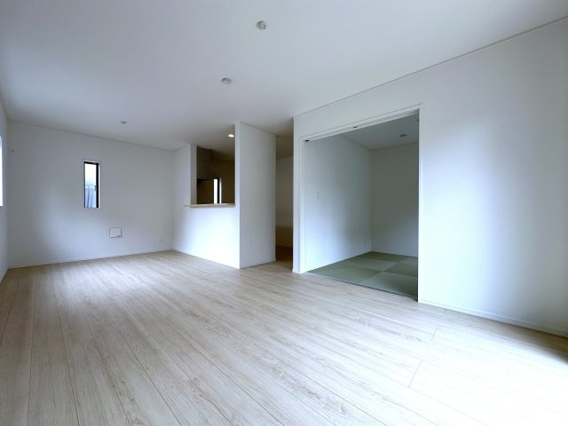 明石市大久保町谷八木新築戸建９号棟の居間・リビング