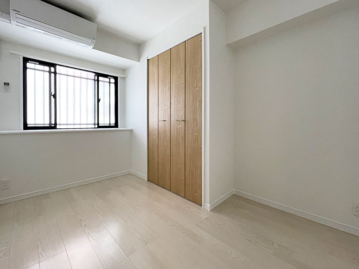 新品家具付きマンション赤坂21(KaGood福岡)の居間・リビング