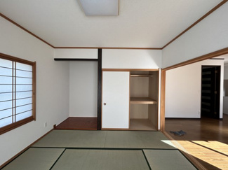【和室】 | 中央市臼井阿原 平成12年築 内装リフォーム済み中古戸建　