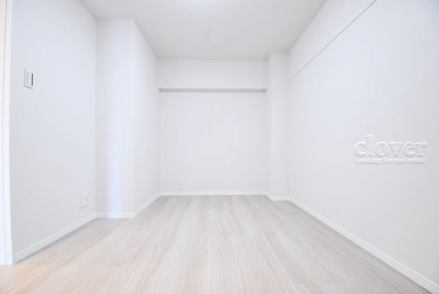【洋室】 | メゾン代々木 | ベッドを置いて個人居室にする場合は、多くの時間を過ごすことになる空間です。使い勝手や落ち着きを想像してください。～即日のご見学可能～　お問合せはお気軽にどうぞ。