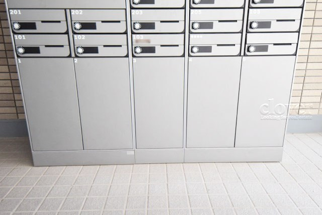 【設備】 | メゾン代々木 | 自慢のひとつが、この宅配ボックス。あると便利という実用性もさることながら、マンション全体が管理やセキュリティへの高い意識を持っている証拠でもあります。～即日のご見学可能～　お問合せはお気軽にどうぞ。