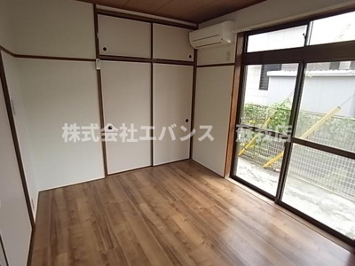  | プラザドゥサン