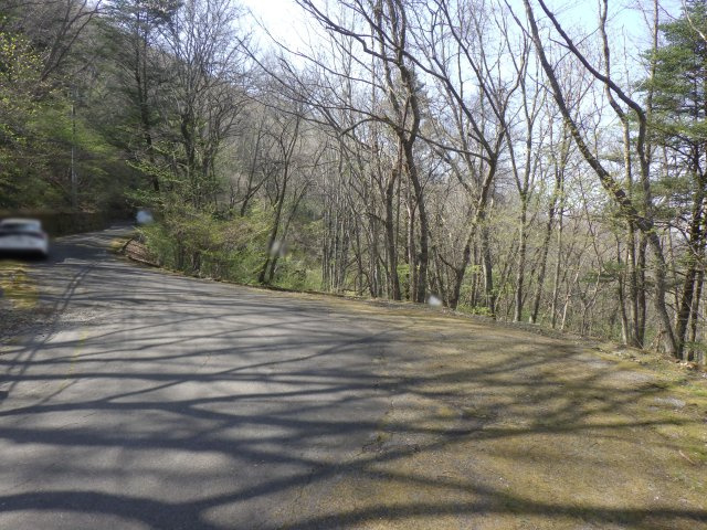 八風の郷⑥の前面道路含む現地写真