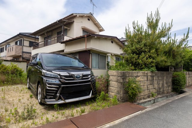 揖保郡太子町福地　中古戸建の駐車場