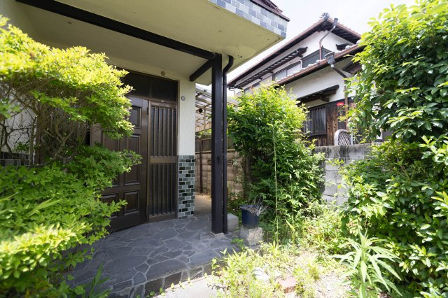 揖保郡太子町福地　中古戸建のエントランス