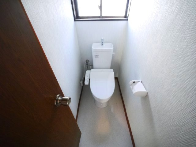 山武市埴谷　中古戸建のトイレ|内装一部リフォーム令和8年4月完了 平成6年9月築 4LDK 自然豊かな閑静な分譲地内 