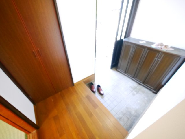 山武市埴谷　中古戸建の玄関|内装一部リフォーム令和8年4月完了 平成6年9月築 4LDK 自然豊かな閑静な分譲地内 