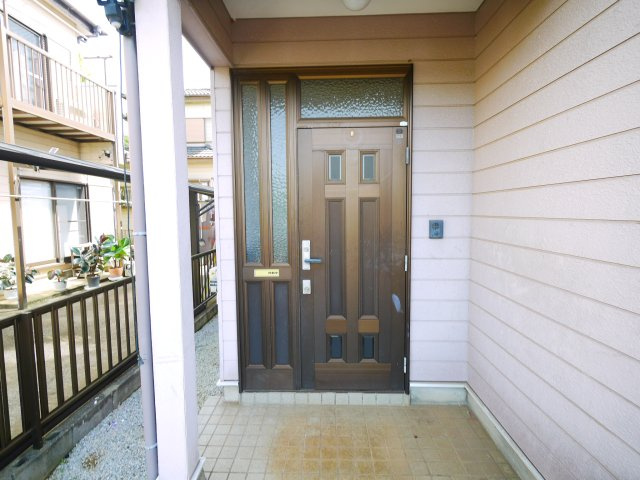 山武市埴谷　中古戸建の玄関|内装一部リフォーム令和8年4月完了 平成6年9月築 4LDK 自然豊かな閑静な分譲地内 