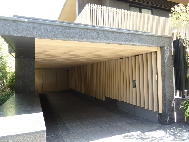  |  ザ・パークハウスグラン神山町