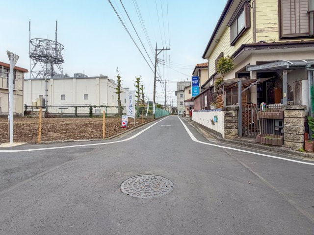 瑞穂町箱根ヶ崎　土地の前面道路含む現地写真