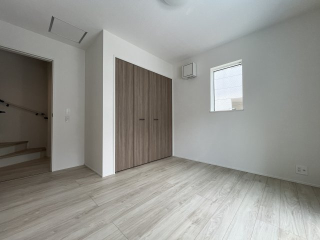 『八王子市新築戸建て』八王子市万町100-3【仲介手数料無料】　１期の洋室|～仲介手数料無料☆八王子ひなた不動産～八王子市万町　新築戸建て