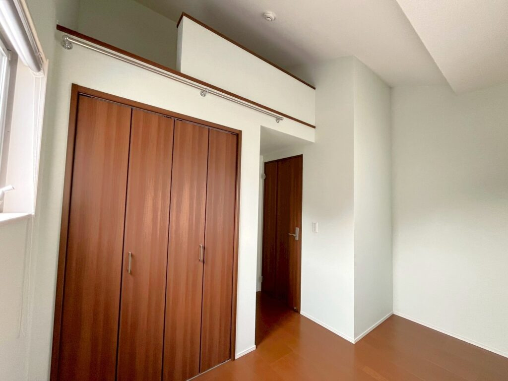 【No.7649】湯所町1丁目/中古住宅/P4台の収納