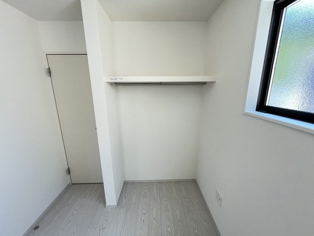 【収納】 | 福岡市西区小戸1丁目4期　4号棟（全4棟）【仲介手数料無料・0円】 | 現地写真。