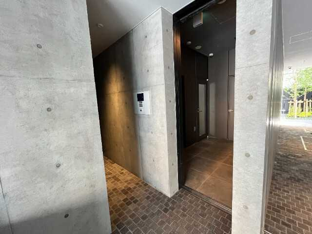 GrandeMaison浅草合羽橋のエントランス