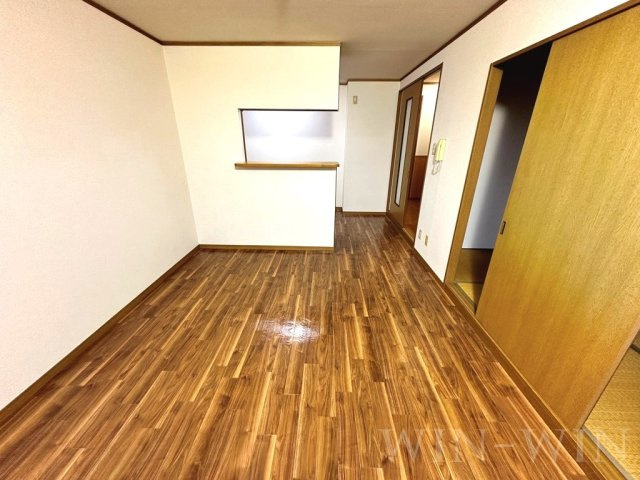 シルクヴェールフジ Aの居間・リビング