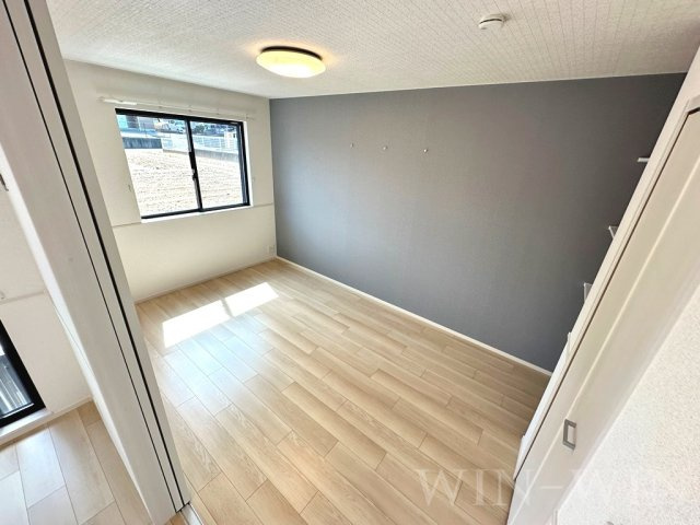 ヒカルサ豊橋東岩田 サウスの寝室|イメージ（同施工会社同一モデルの写真です）