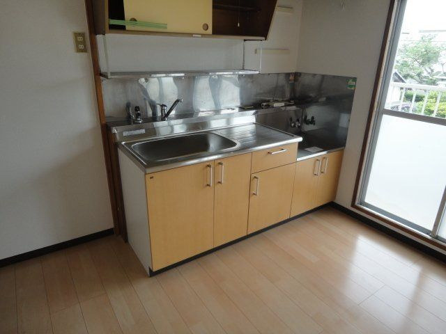 栄田マンションのキッチン
